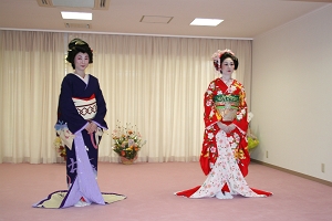 �≮���̒��t������